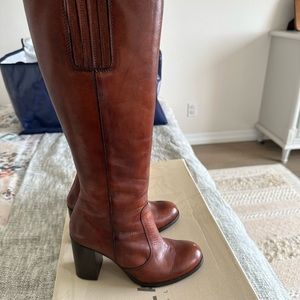 Paola Ferri Cognac Made in Italy leather boots size 6